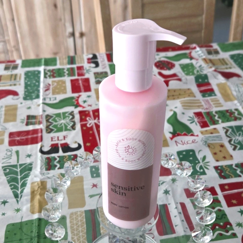 Bath & Body Works Sensitive Skin Body Lotion